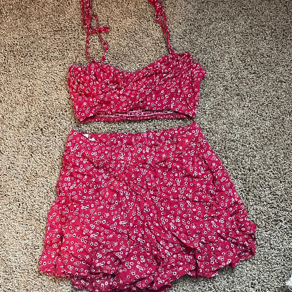Princess Polly floral set